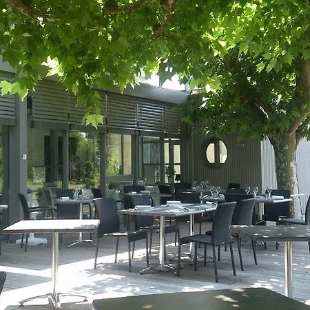 Germain Hotel Saint-Germain-lès-Arlay